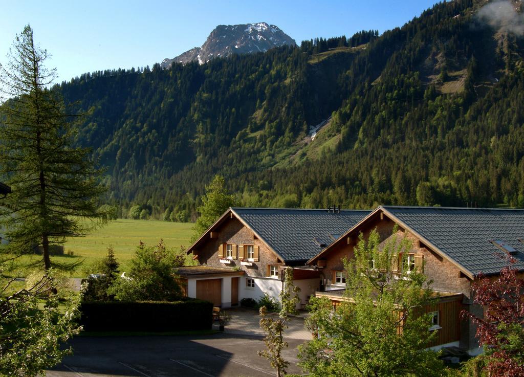 Ferienwohnungen Erath Schoppernau Exterior foto